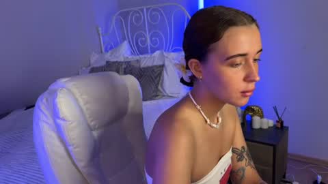 Snapshot of tiana_belle_ chatting on 06.14.26 Tiana online show from 06.14.26