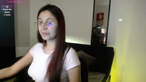 Snapshot of tiana_sweett chatting on 06.20.26 tiana online show from 06.20.26