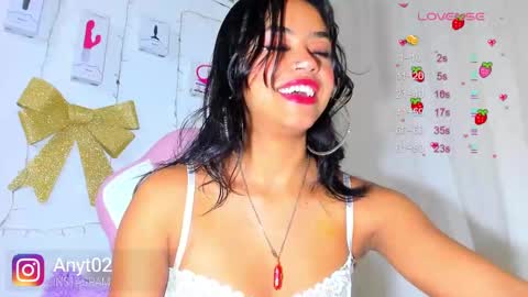 Snapshot of tianaa_a chatting on 02.21.25 Anny 3 online show from 02.21.25