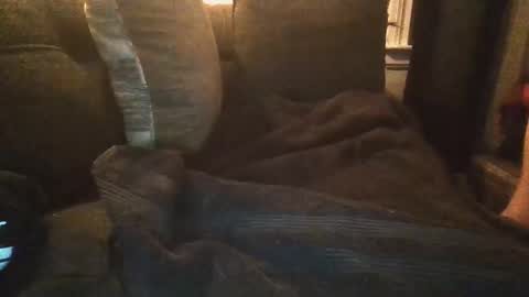 Snapshot of tiberiusblu chatting on 03.08.25 tiberiusblu online show from 03.08.25