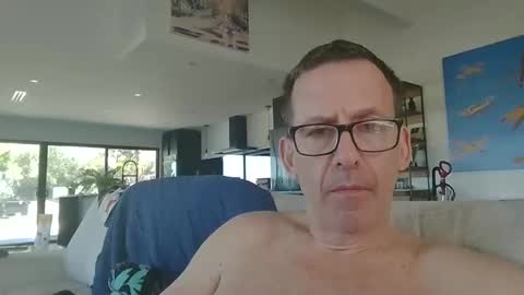 JustMe online show from 03.08.25