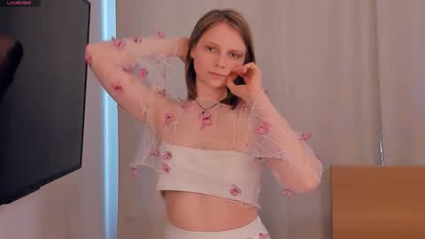 Lily online show from 03.04.26