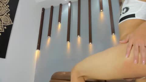 tifanny_doll01 online show from 11.01.25