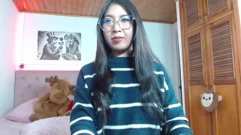 Snapshot of tifanny_squirt chatting on 10.15.25 Tifanny online show from 10.15.25
