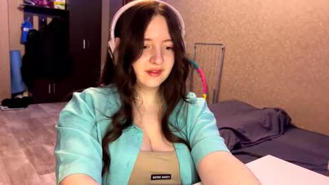 Kate online show from 11.10.25