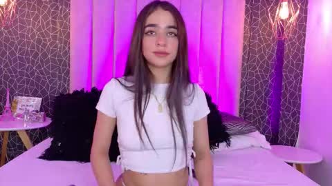 Snapshot of tifanywolf_ chatting on 12.03.25 Tifanny online show from 12.03.25