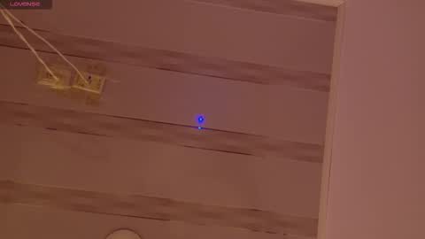 Snapshot of tifanywolf_ chatting on 12.16.25 Tifanny online show from 12.16.25