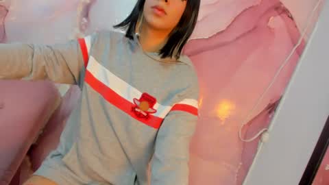 Snapshot of tiff_valentine chatting on 02.22.25 Tiffany online show from 02.22.25