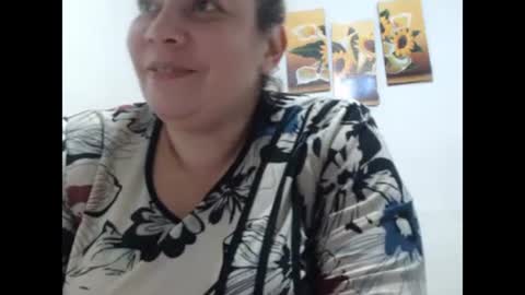 Snapshot of tiffa_hot_29 chatting on 12.28.24 Tiffany online show from 12.28.24