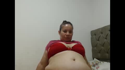 Snapshot of tiffa_hot_29 chatting on 01.24.25 Tiffany online show from 01.24.25