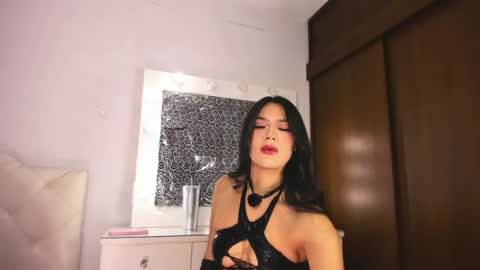 Tiff online show from 04.10.26