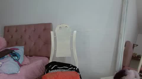 Snapshot of tiffany_beauty18 chatting on 03.09.25 Tifanny online show from 03.09.25