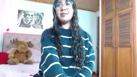 Snapshot of tiffany_beauty18 chatting on 11.05.25 Tifanny online show from 11.05.25