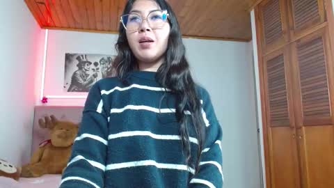 Snapshot of tiffany_beauty18 chatting on 12.03.25 Tifanny online show from 12.03.25