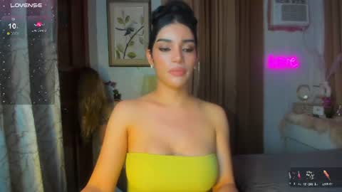 Snapshot of tiffany_cams chatting on 07.27.26 Tiffany online show from 07.27.26