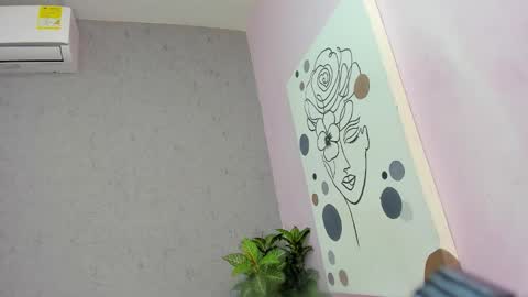 tiffany_mendez online show from 11.18.25