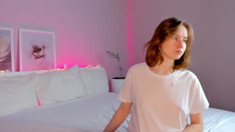 Snapshot of tiffany_roy chatting on 12.18.24 tiffany_roy online show from 12.18.24