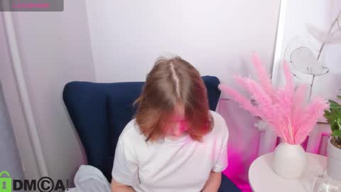 Snapshot of tiffany_roy chatting on 01.29.25 tiffany_roy online show from 01.29.25