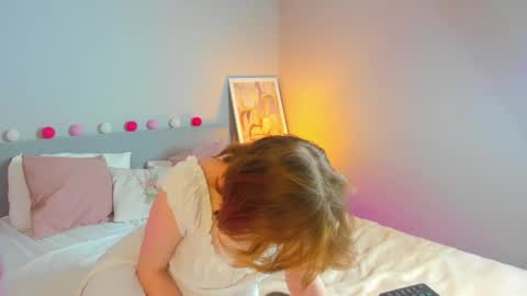 Snapshot of tiffany_roy chatting on 02.21.25 tiffany_roy online show from 02.21.25