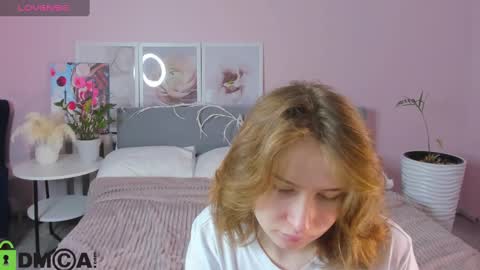 Snapshot of tiffany_roy chatting on 03.05.25 tiffany_roy online show from 03.05.25