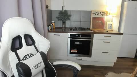  Tiffany  online show from 01.16.25