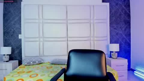 Snapshot of tiffanyhoustton chatting on 04.23.26 tiffanyhoustton online show from 04.23.26