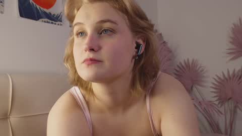 tiffanyjons online show from 02.09.25