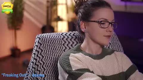 tiffanyriox online show from 10.14.25