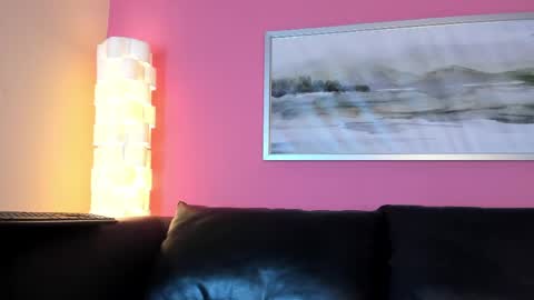 Snapshot of tiffanysuarez_ chatting on 04.11.26 Stefany Suarez online show from 04.11.26