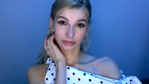 Snapshot of tigerblooood chatting on 05.09.26 Ask me online show from 05.09.26