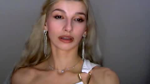Snapshot of tigerblooood chatting on 05.12.26 Ask me online show from 05.12.26