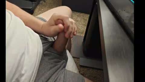 Snapshot of tightfitt chatting on 03.30.26 tightfitt online show from 03.30.26