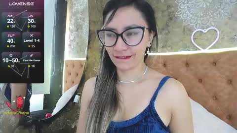 TILA TEQUILA online show from 02.10.25