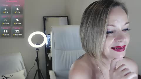 Tilly online show from 02.06.25