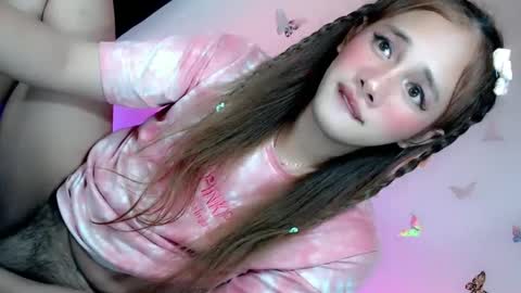 Snapshot of timea_slut69xx chatting on 01.20.25 Happy Birthday To Me online show from 01.20.25