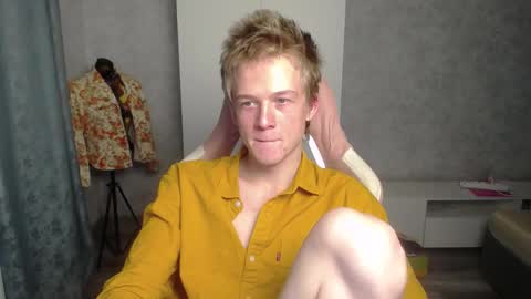 Snapshot of timmy7topcut chatting on 02.13.25 Timmy online show from 02.13.25