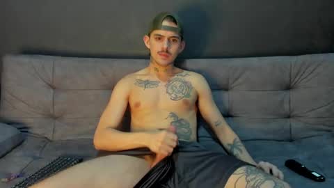 wanna play bareback uncut colombian couple new twink bbk online show from 04.14.26