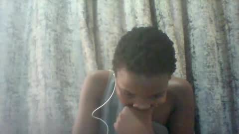 Snapshot of tina2030_1 chatting on 05.26.26 tee online show from 05.26.26