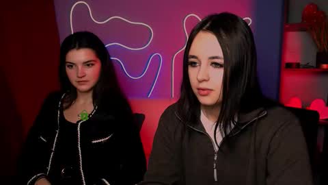 Snapshot of tina_bright_ chatting on 12.16.25 tina bright online show from 12.16.25