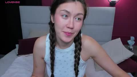 Tina  online show from 11.23.25