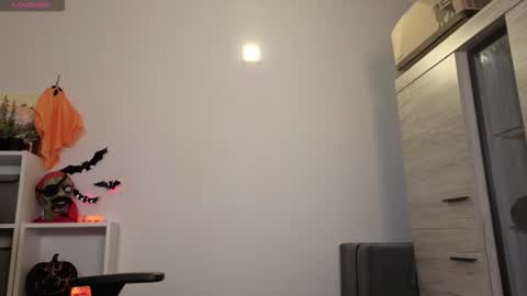 Snapshot of tinaangelll chatting on 10.11.25 Tina Angel online show from 10.11.25