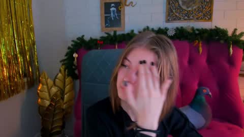 Tina Davil online show from 12.19.24