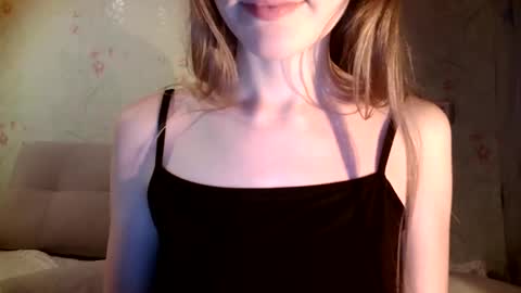 Lisa online show from 12.25.24