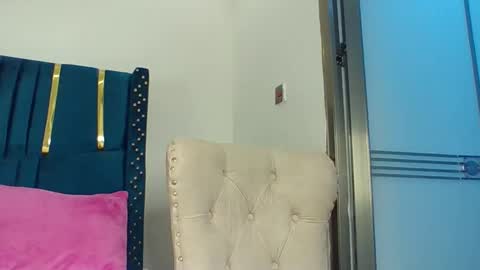 Snapshot of tinashe004 chatting on 09.29.25 tinashe online show from 09.29.25