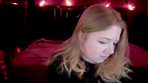 TinkerrBelll online show from 03.17.26