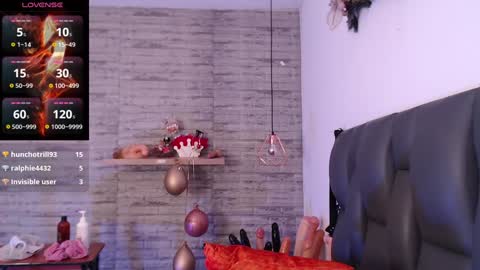 Tinna Goddess online show from 12.05.24