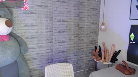 Snapshot of tinna__hottie chatting on 02.28.26 Tinna Goddess online show from 02.28.26