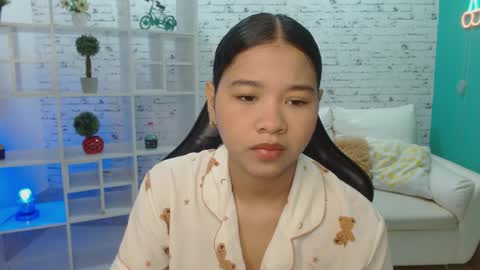 tinny  online show from 03.25.26