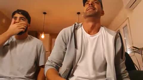 tinoclandestino online show from 12.20.25