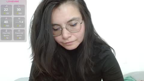 Tiny Caroline online show from 02.14.25